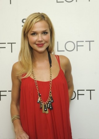Arielle Kebbel Fotoğrafı