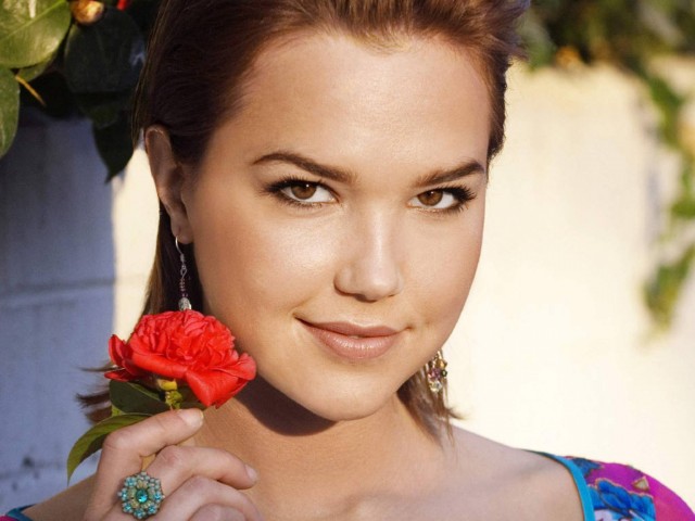 Arielle Kebbel Fotoğrafı