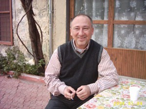 Altan Erkekli Fotoğrafı