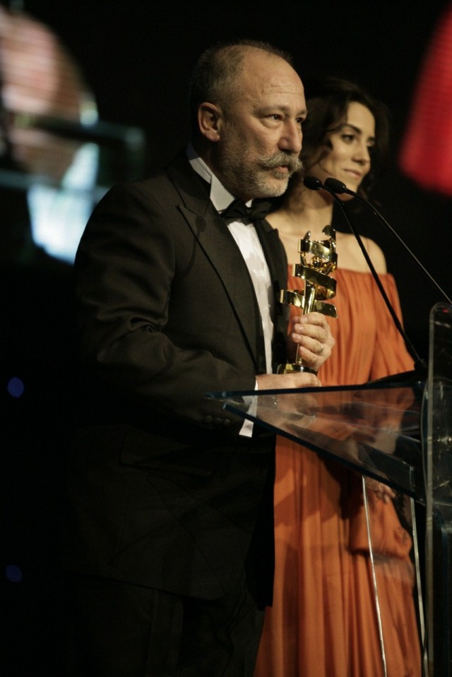 Altan Erkekli Fotoğrafı