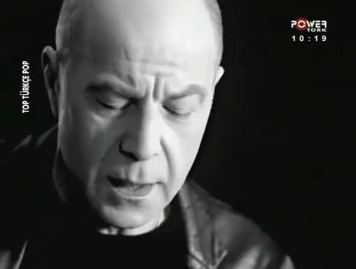 Mazhar Alanson fotoğrafı