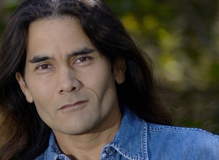 J. LaRose fotoğrafı