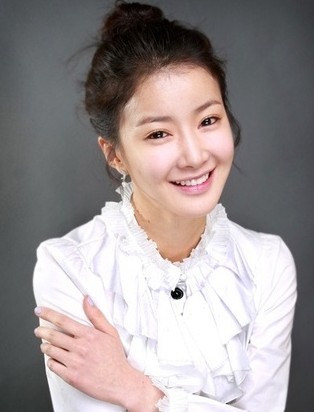Lee Si-young Fotoğrafı