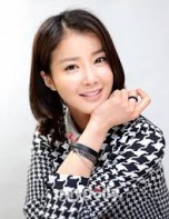 Lee Si-young Fotoğrafı