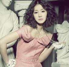 Lee Si-young Fotoğrafı