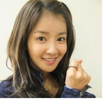 Lee Si-young Fotoğrafı