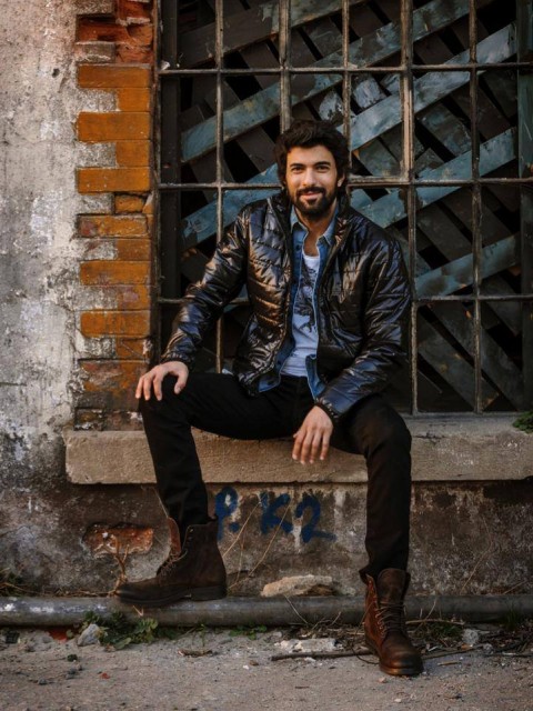 Engin Akyürek Fotoğrafı