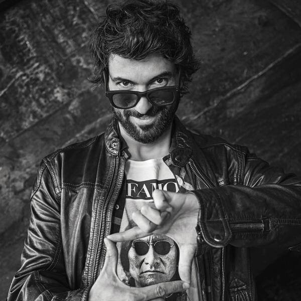 Engin Akyürek Fotoğrafı