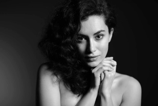 Hande Doğandemir Fotoğrafı