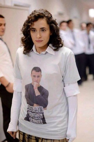 Hande Doğandemir Fotoğrafı