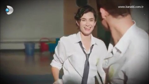 Hande Doğandemir Fotoğrafı