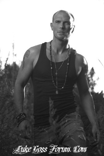Luke Goss Fotoğrafı