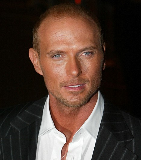 Luke Goss Fotoğrafı