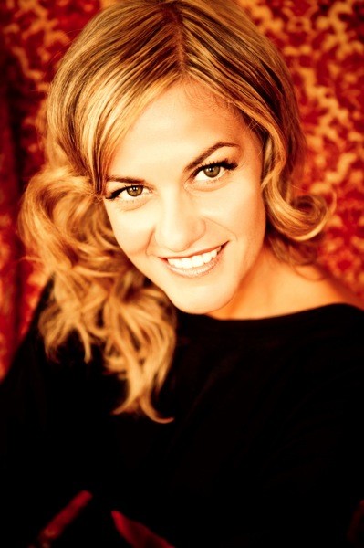 Irene Grandi Fotoğrafı