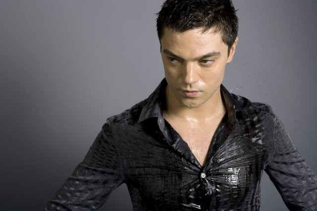 Dominic Cooper Fotoğrafı