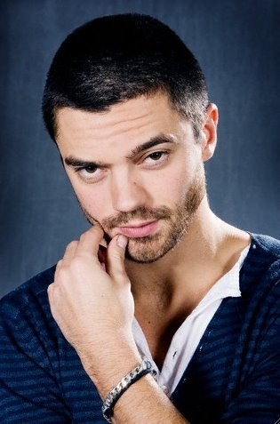 Dominic Cooper Fotoğrafı