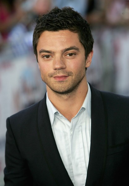 Dominic Cooper Fotoğrafı