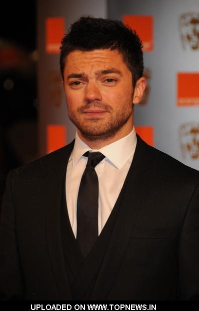 Dominic Cooper Fotoğrafı