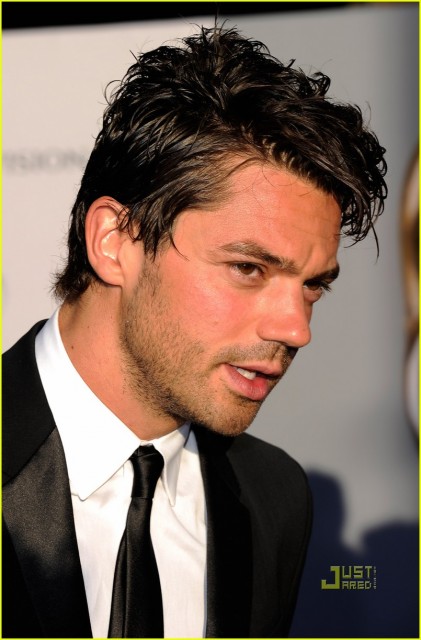 Dominic Cooper Fotoğrafı