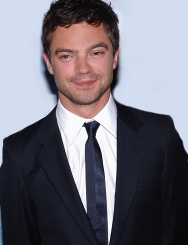 Dominic Cooper Fotoğrafı