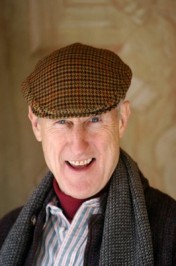 James Cromwell Fotoğrafı