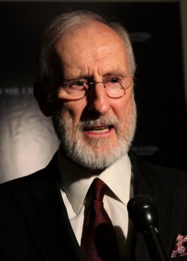 James Cromwell Fotoğrafı