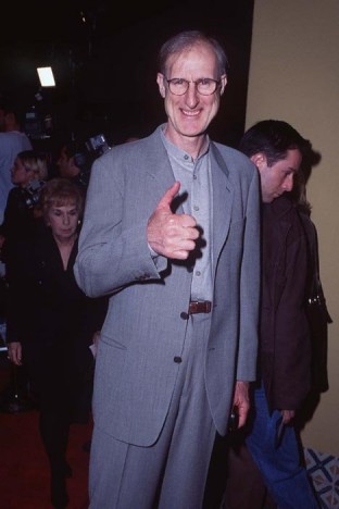 James Cromwell Fotoğrafı