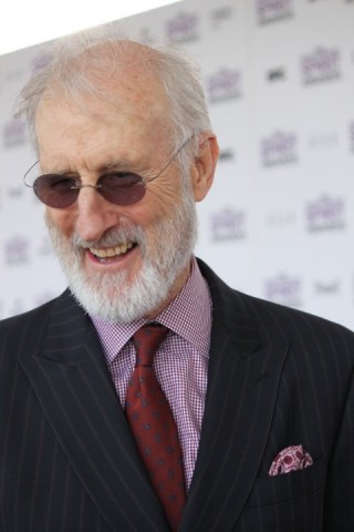 James Cromwell Fotoğrafı