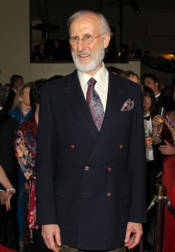 James Cromwell Fotoğrafı