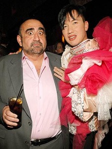 Ken Davitian Fotoğrafı