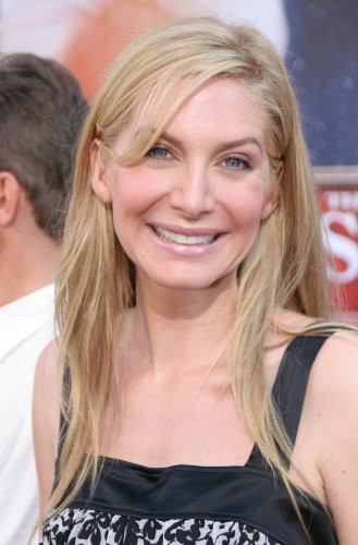 Elizabeth Mitchell Fotoğrafı
