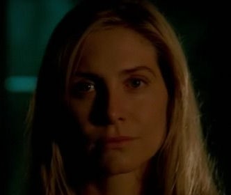 Elizabeth Mitchell Fotoğrafı
