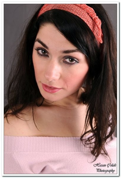 Öznur Kula Fotoğrafı