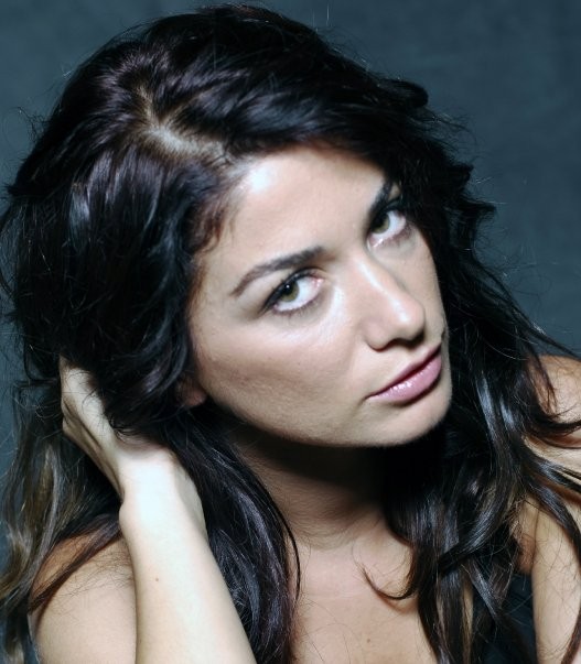 Öznur Kula Fotoğrafı