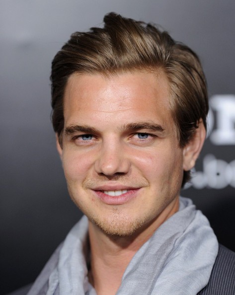 Taylor Handley fotoğrafı