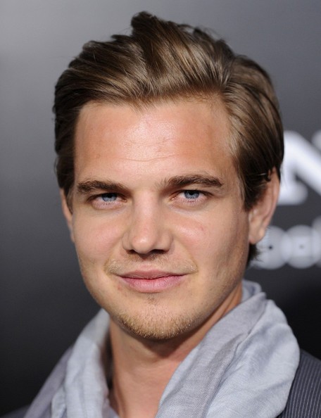 Taylor Handley fotoğrafı