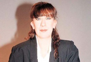 Ayşen Gruda Fotoğrafı