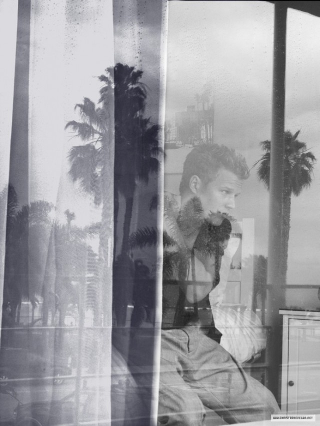 Christopher Egan Fotoğrafı