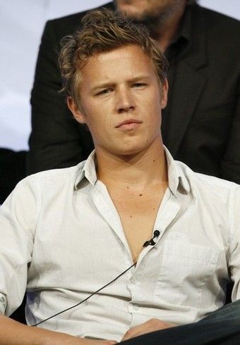 Christopher Egan Fotoğrafı
