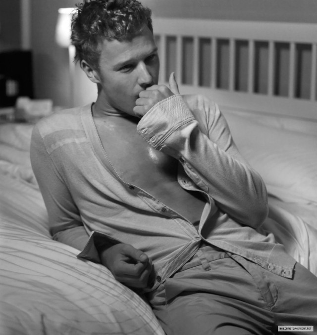 Christopher Egan Fotoğrafı