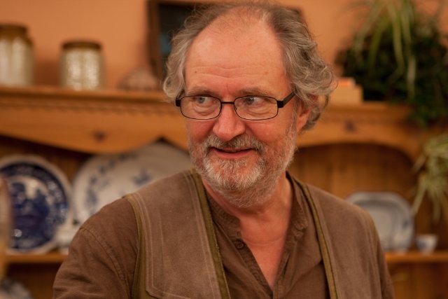 Jim Broadbent Fotoğrafı