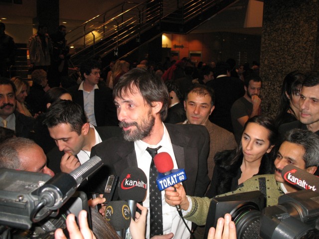 Erdal Beşikçioğlu Fotoğrafı