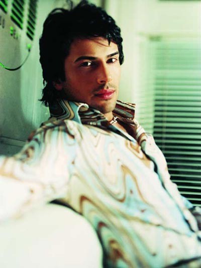 Emre Altuğ Fotoğrafı