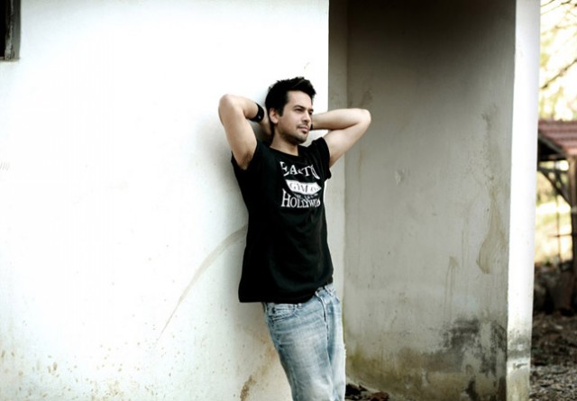 Emre Altuğ Fotoğrafı