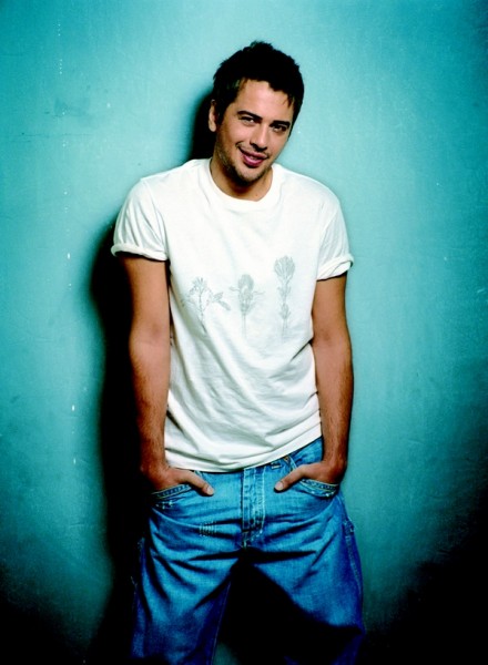 Emre Altuğ Fotoğrafı