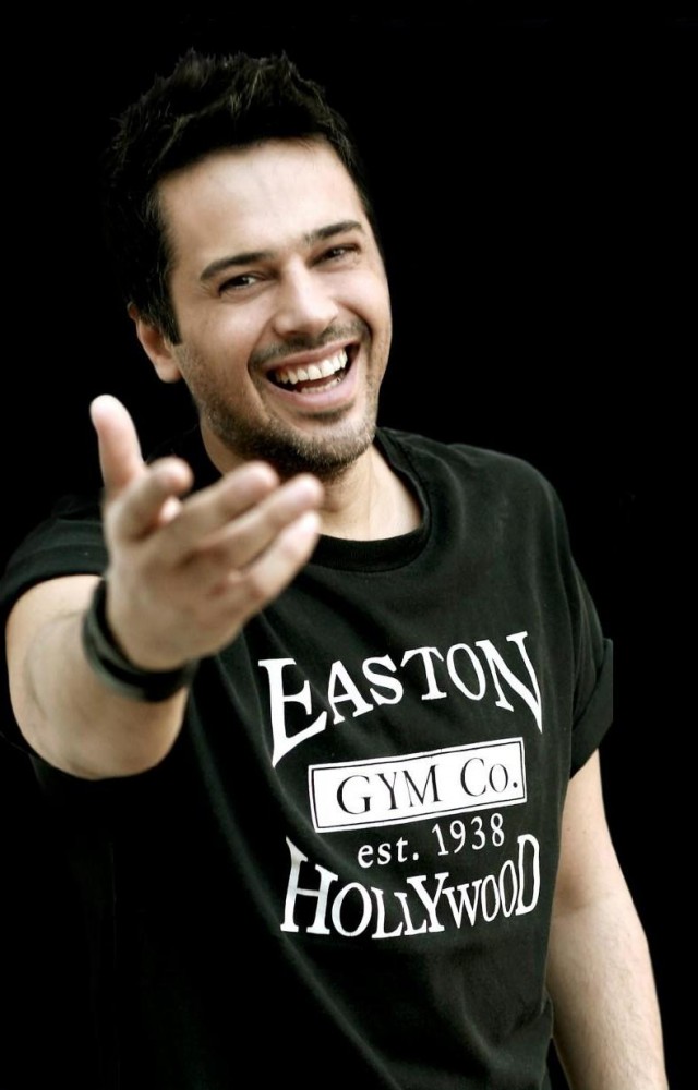 Emre Altuğ Fotoğrafı