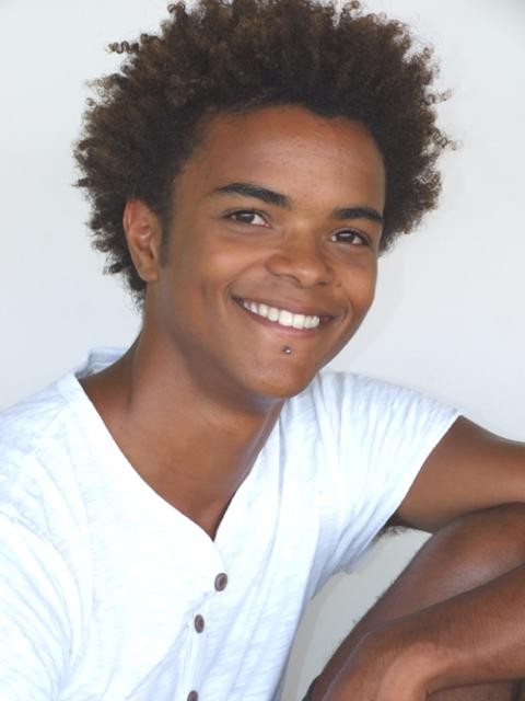 Eka Darville Fotoğrafı