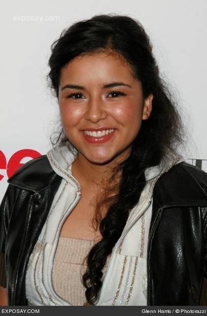 Emily Rios fotoğrafı