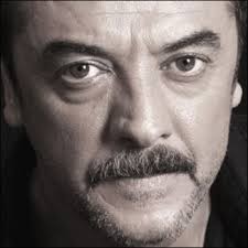 Mesut Akusta Fotoğrafı