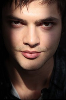 Misha Crosby fotoğrafı